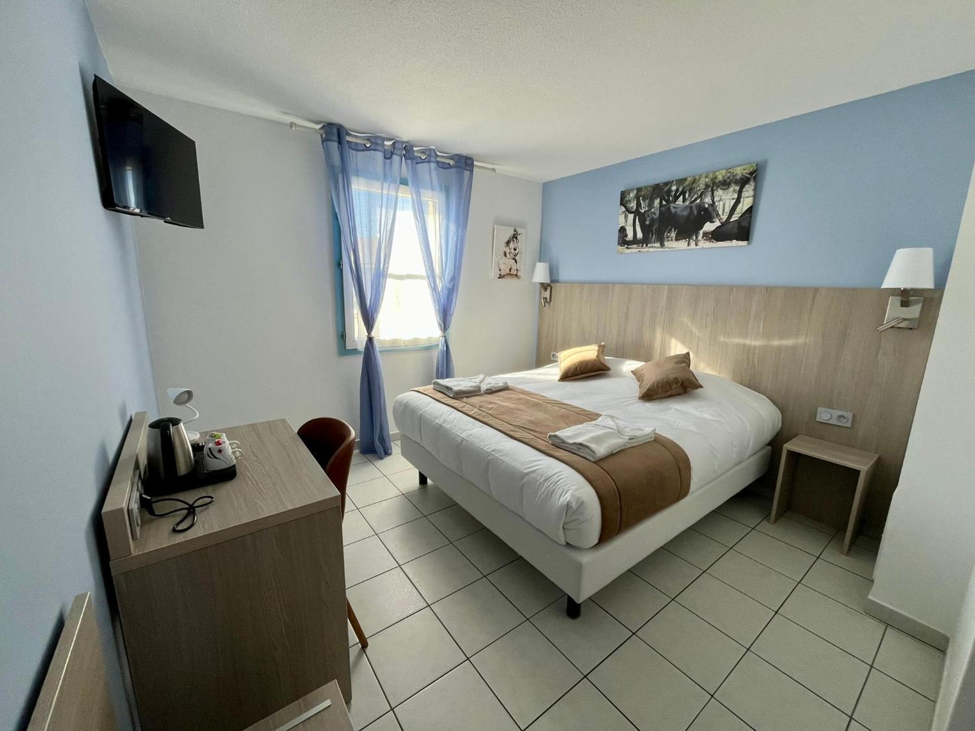Hotel Les Arcades Saintes-Maries-de-la-Mer Exterior photo